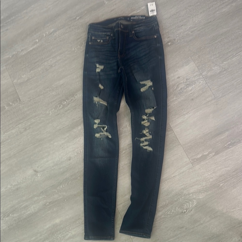 NWT Advanced Stretch stacked skinny, distressed jeans